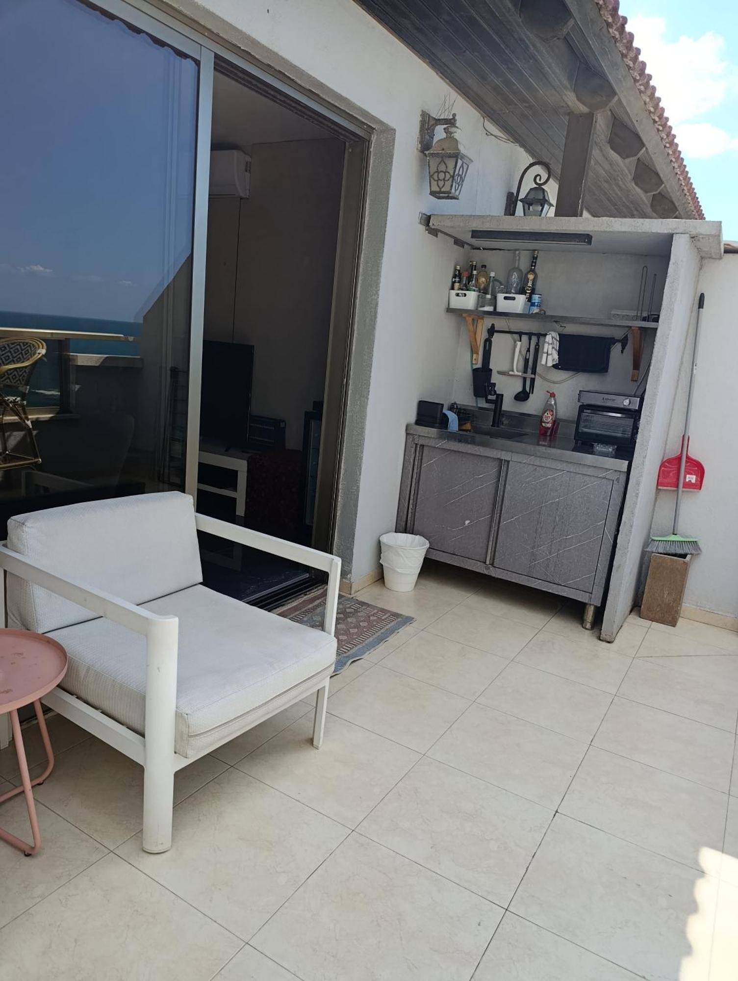 Penthouse Apartment On The Beach Bat Yam Oda fotoğraf