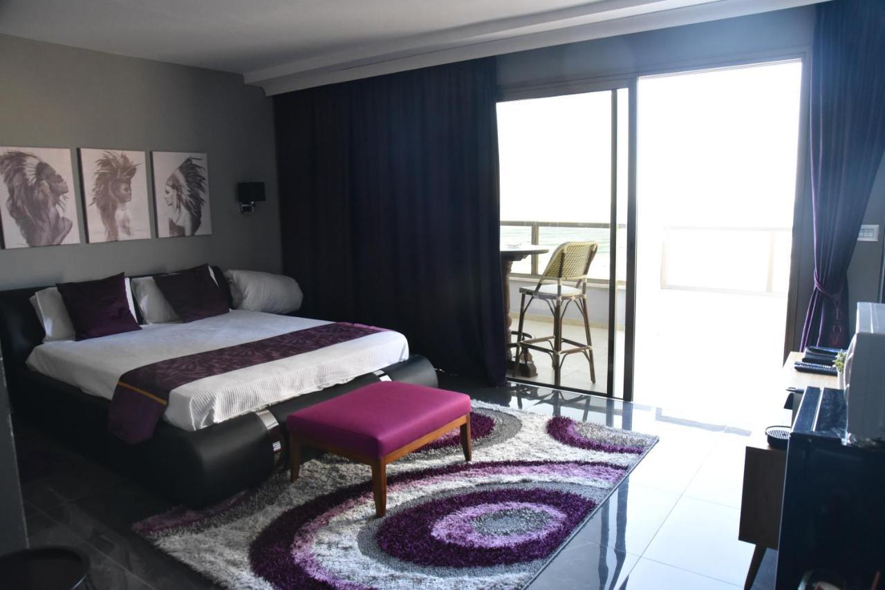 Penthouse Apartment On The Beach Bat Yam Dış mekan fotoğraf